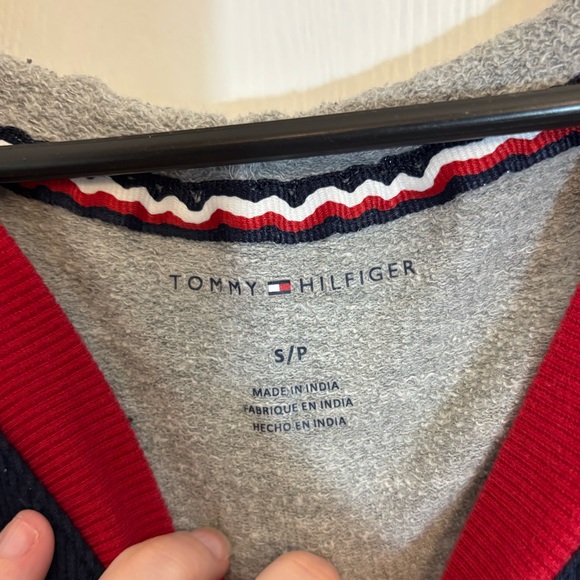 Tommy Hilfiger Gray Cropped Varsity Hoodie W Elastic Waistband Womans Size Small - Picture 4 of 6